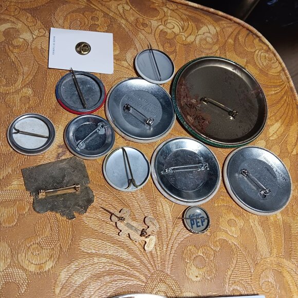 Vintage Pinback Buttons & Pins Lot - Variety Of Themes 13Ct 50s 60s 70s 80s - Picture 8 of 8